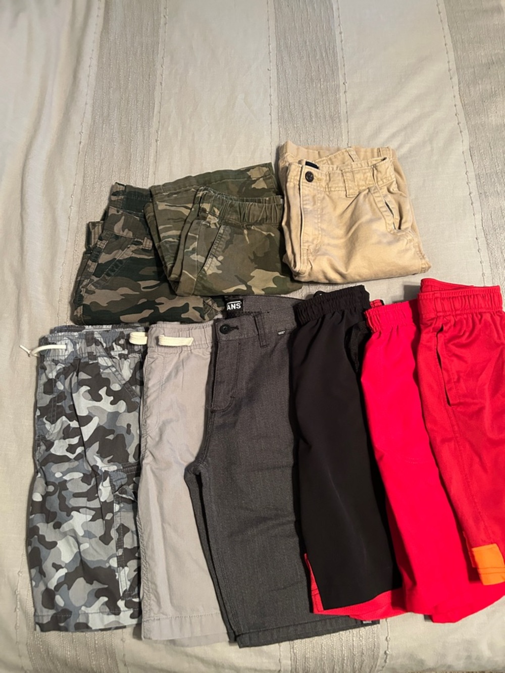 Old Navy Kids Shorts Lot - Red, Black, Gray, Tan, Camo gap Reebok vans 10/12